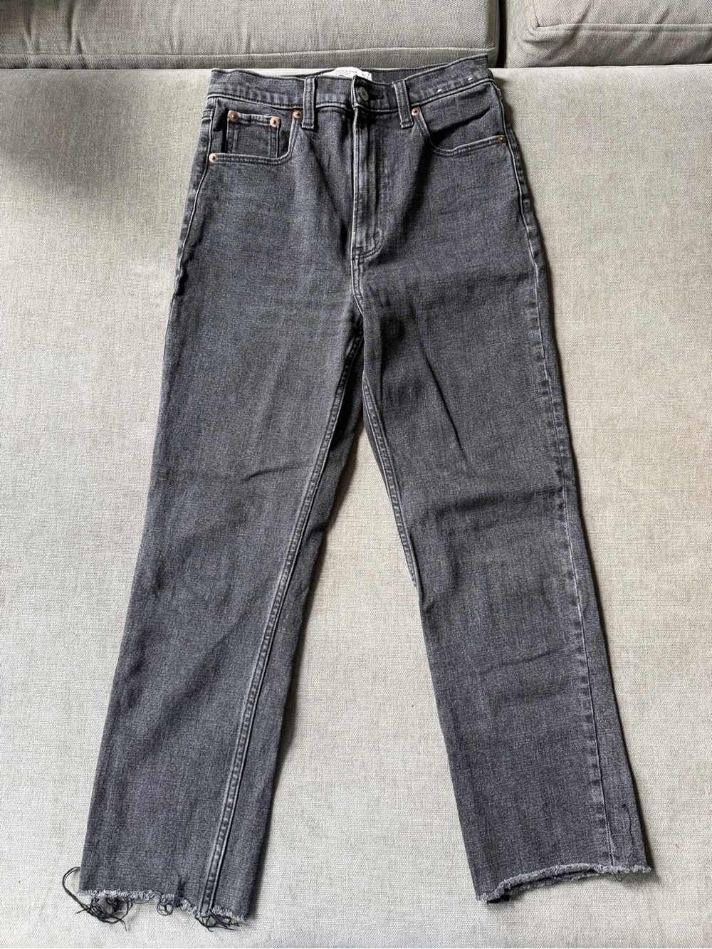 Abercrombie & Fitch The Ankle Straight Ultra High Rise Jeans Black Wash 27
